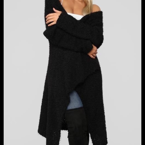 ❤️SOLD❤️Super Soft Black Fuzzy Cardigan - Picture 2 of 7